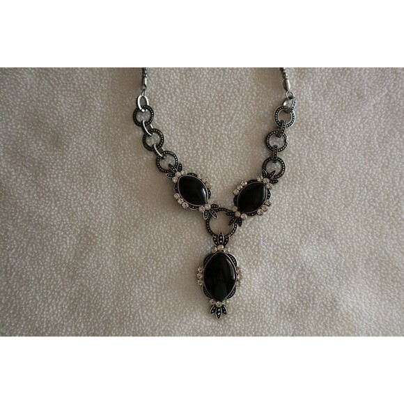 Lot of 4 Vintage Necklaces Bib Black Faceted Beads Cookie Lee Napier Pendant - Picture 9 of 16